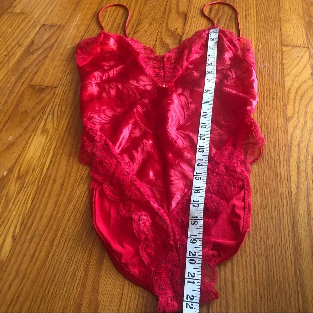 Vintage Red Lace bodysuit - Picture 3 of 10